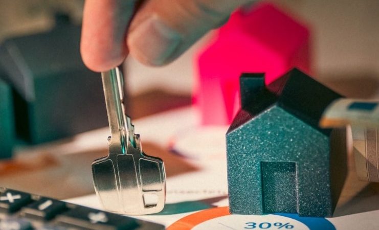 5 Signs You Need a Professional Property Manager for Your Luxury Home